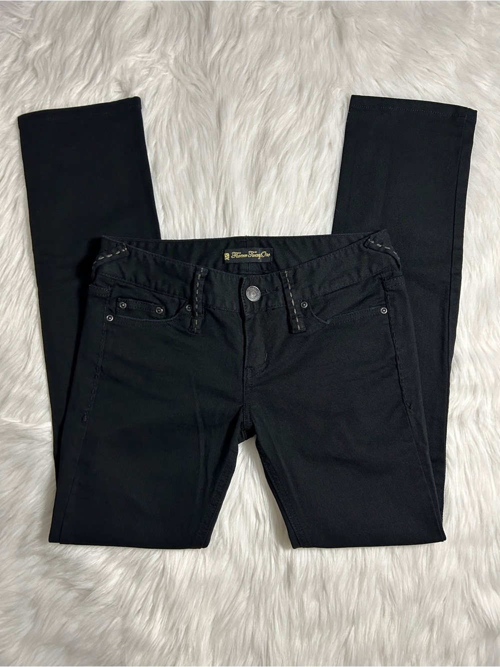 Vintage Forever 21 Black Midrise Straight Jeans With Detailed Back Pockets